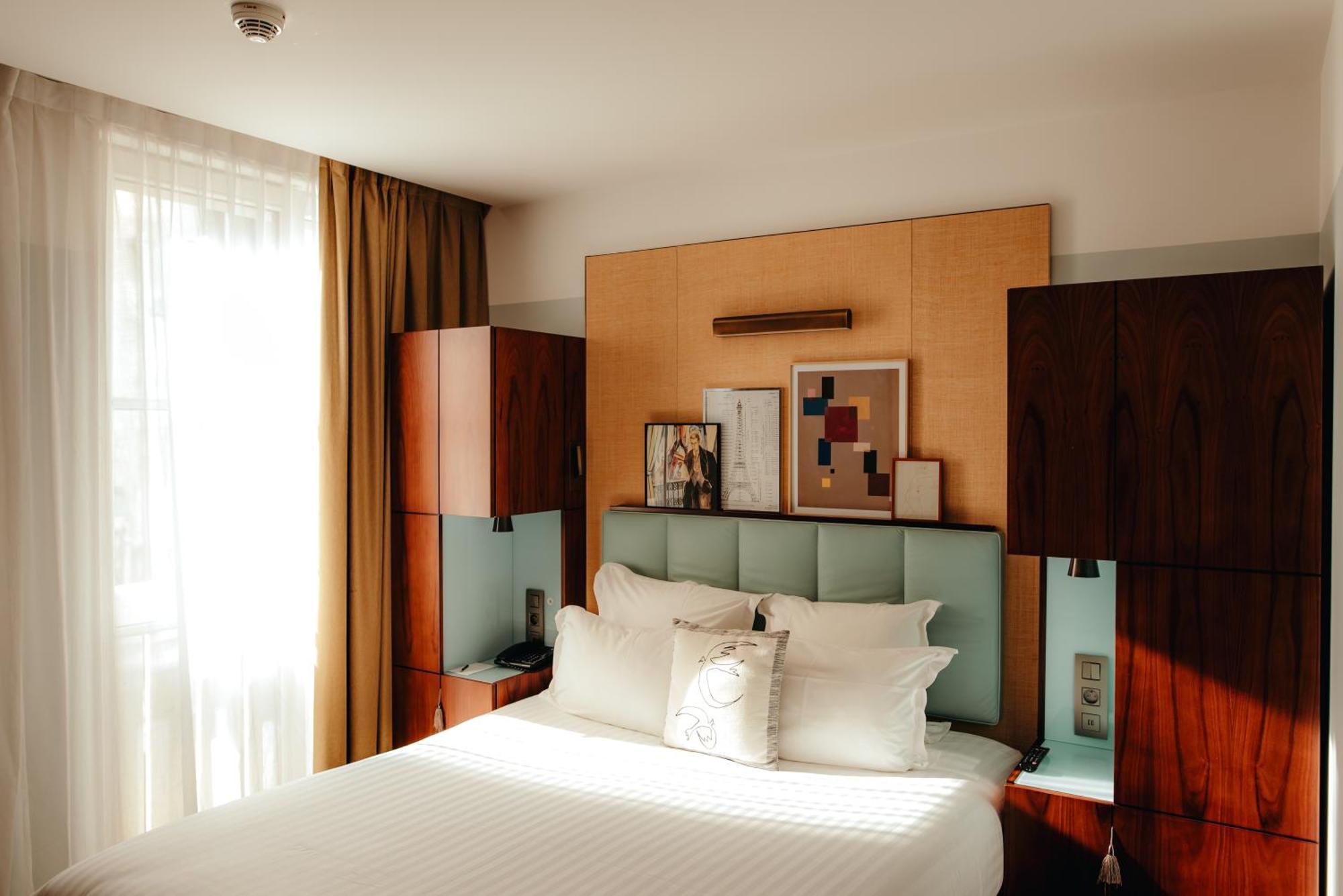 Hotel Eiffel Blomet Parijs